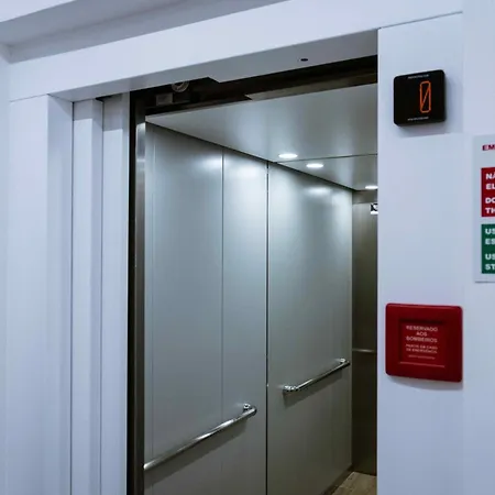 Allegro - Praca Dos Poveiros Apartman